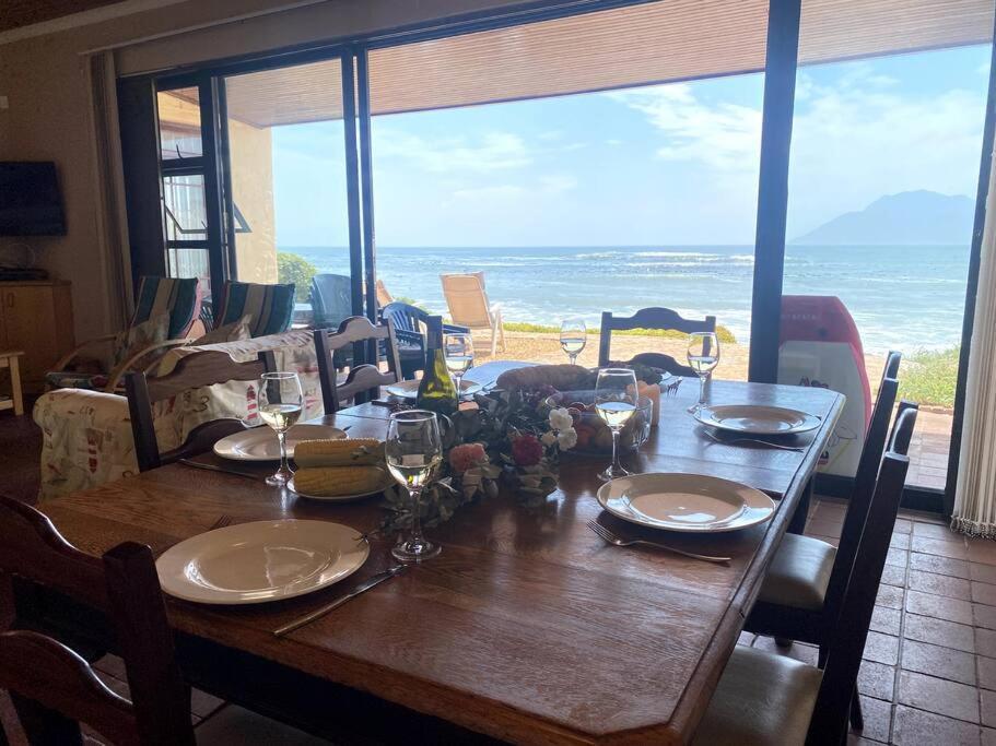 Family Surf Shack On The Beach Le Cap Extérieur photo